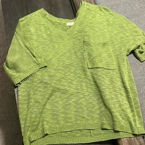Women’s sweater size L